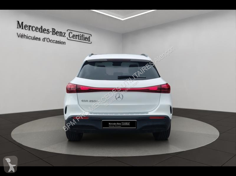 Veicolo commerciale Mercedes EQA 250+ 190ch...
