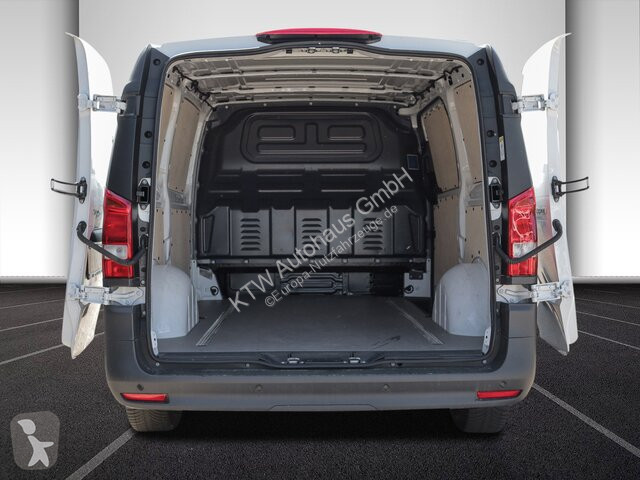 Mercedes Vito116CDI KA...