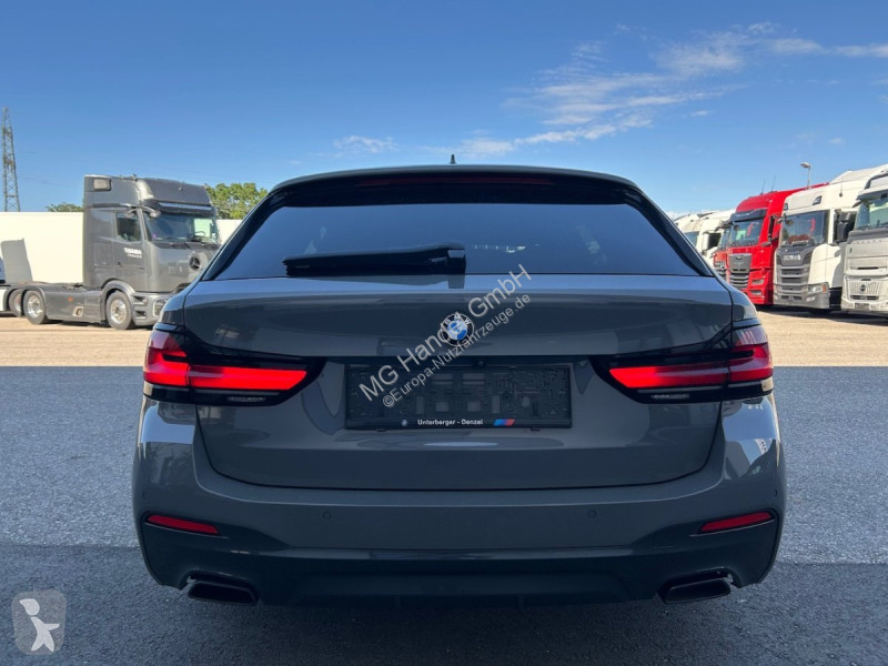 Véhicule utilitaire BMW 540 540iX Drive...