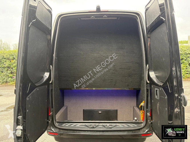Véhicule utilitaire Mercedes idilis