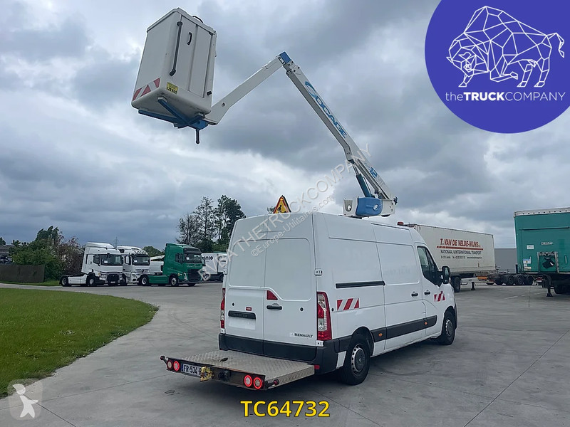 Furgoneta Renault 130.35 nacelle socage