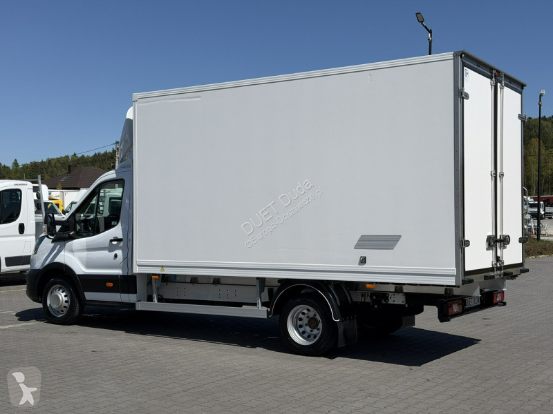 Samochód dostawczy Ford