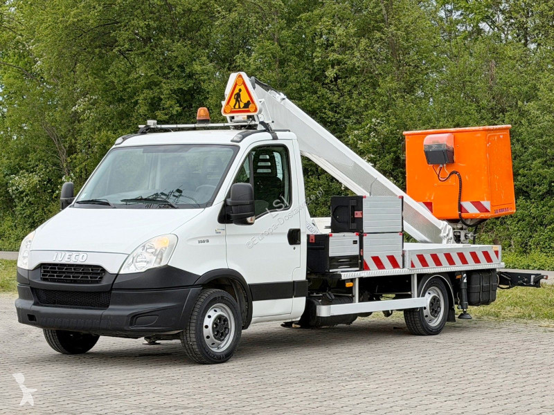 Samochód dostawczy Iveco DAILY...