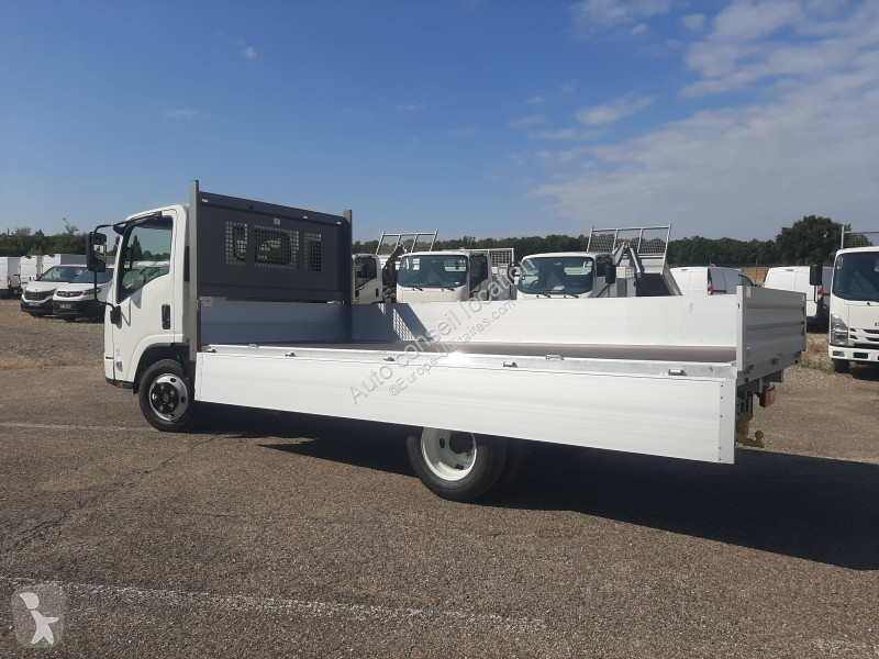 Véhicule utilitaire Isuzu M27 H 2ème Génération...
