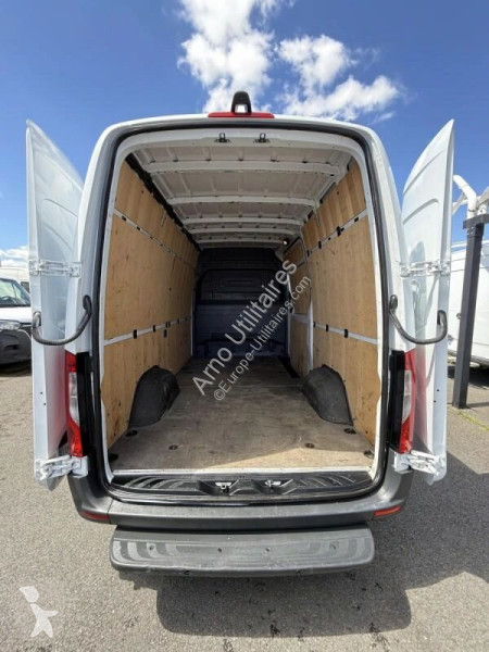 Véhicule utilitaire Mercedes