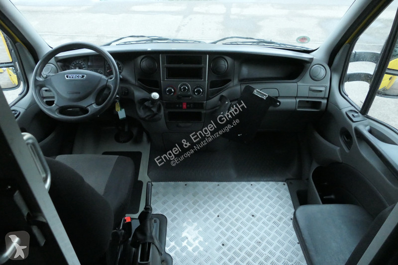 Furgoneta Iveco Daily 35 S11 C30C AUTOMATIK...