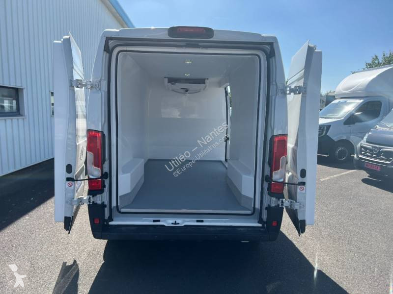 Véhicule utilitaire Opel