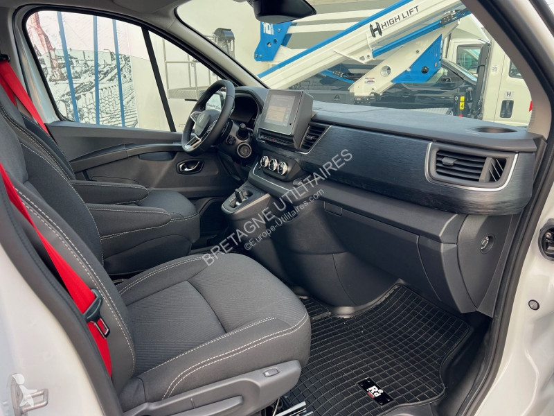 Furgoneta Renault TRAFIC III FG NEUF: BLANC 5...