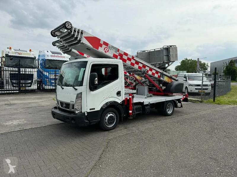 Furgoneta Nissan LIFT 25 ETER + REOTE CONTROL...