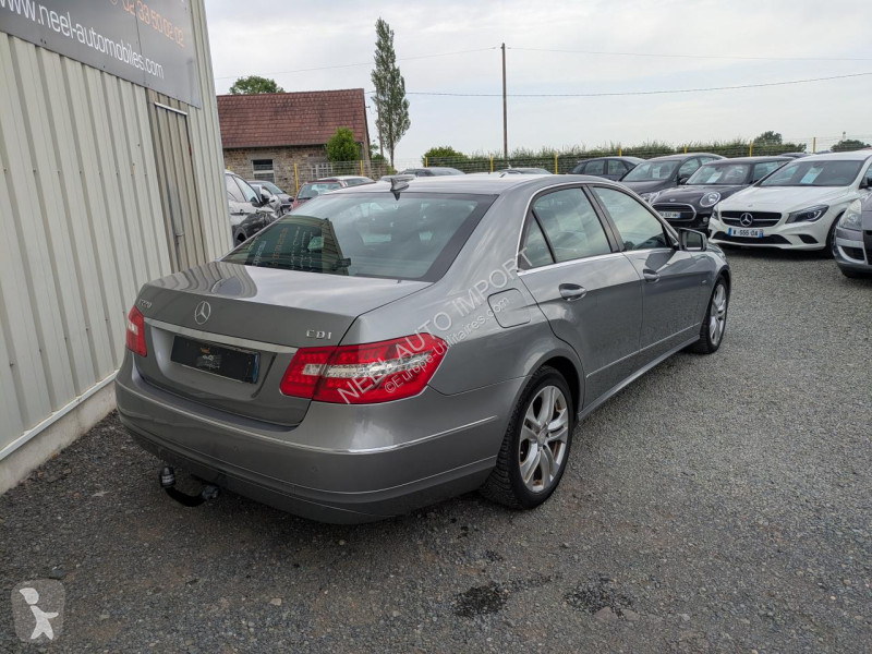 Véhicule utilitaire Mercedes CLASSE E 220 CDI...