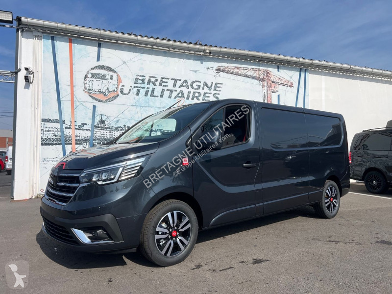 Véhicule utilitaire Renault TRAFIC III FG NEUF:...