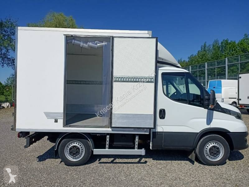 Samochód dostawczy Iveco