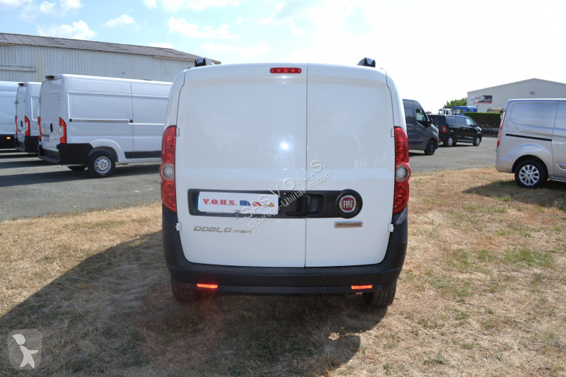 Véhicule utilitaire Fiat FIAT DOBLO CARGO MAXI...