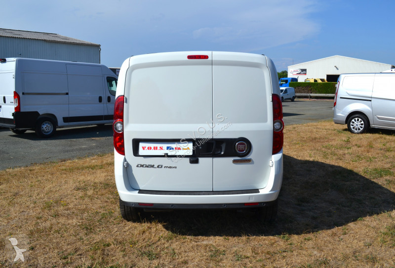 Véhicule utilitaire Fiat FIAT DOBLO CARGO MAXI...