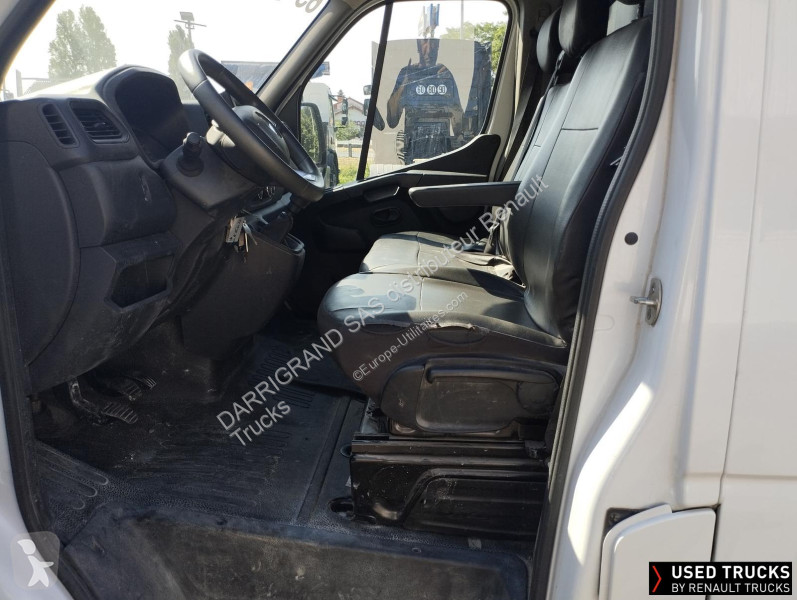 Samochód dostawczy Renault