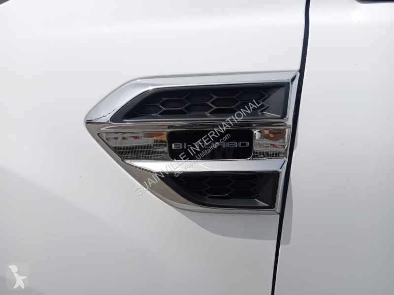 Furgoneta Ford 2.0 litres EcoBlue Bi-Turbo