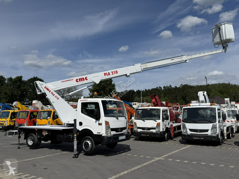 Nissan  Transporter