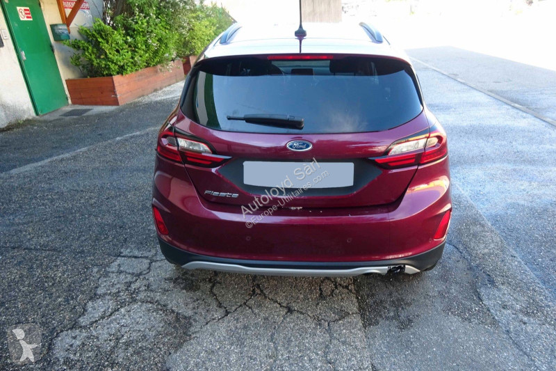 Véhicule utilitaire Ford FIESTA 1,0 I 95
