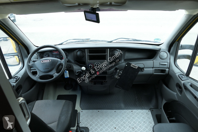 Iveco Daily 35 S11 C30C AUTOMATIK KAMERA Regale...