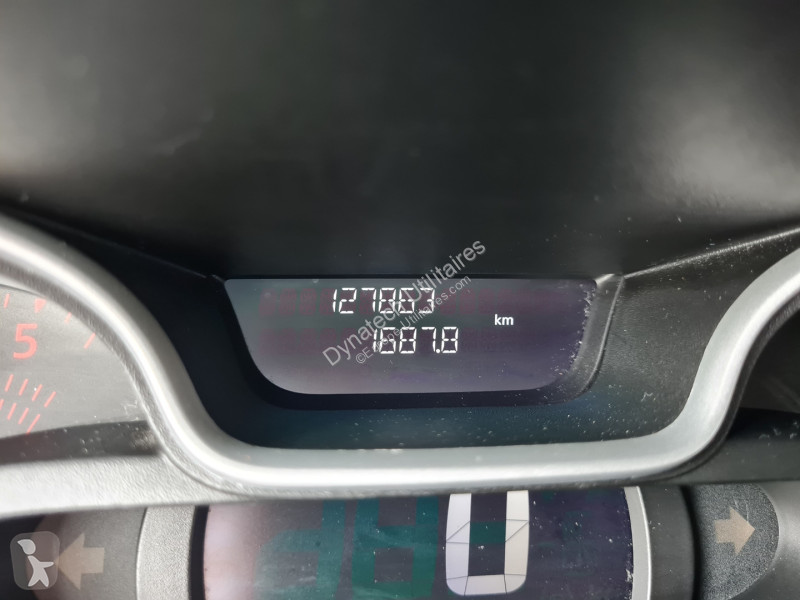 Véhicule utilitaire Renault TRAFIC III FG L2H1...