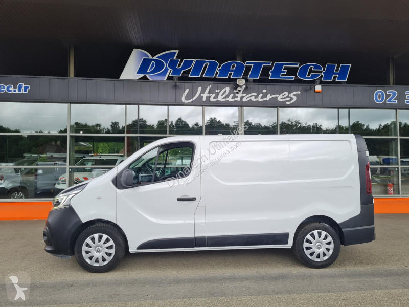 Véhicule utilitaire Renault TRAFIC III FG L1H1...