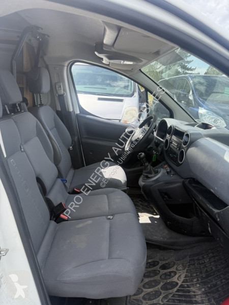 Véhicule utilitaire Citroën BERLINGO 20 L1...