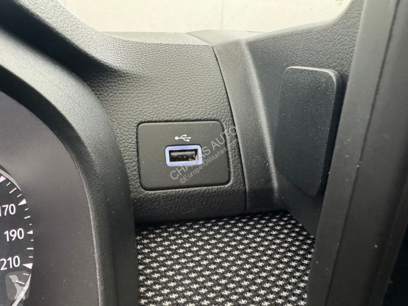 Véhicule utilitaire Dacia 1.0 TCe 110 Confort
