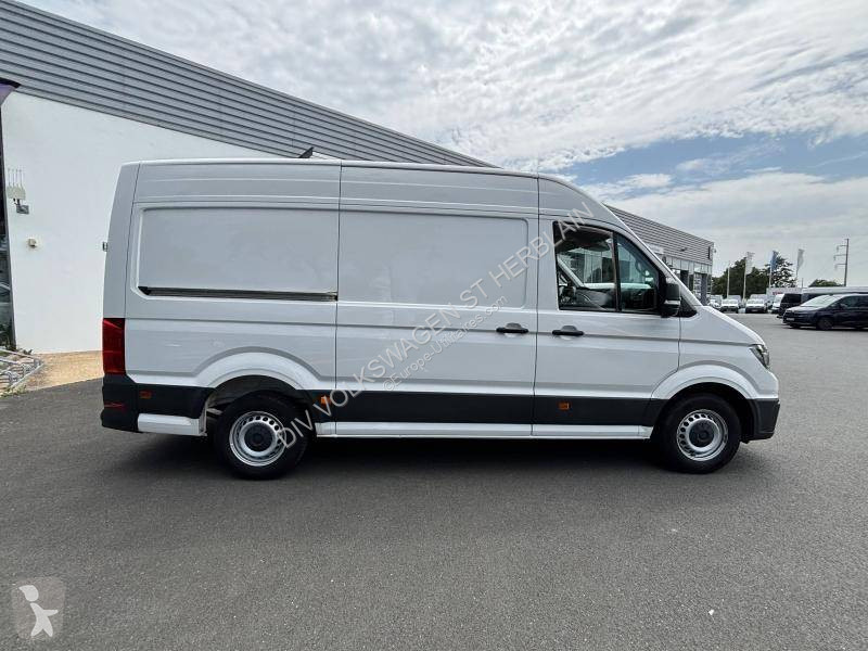 Volkswagen CRAFTER VAN 35 L3H3 2.0 TDI 177 CH van