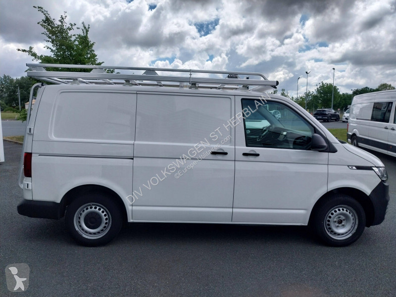 Комерційні автомобілі Volkswagen TRANSPORTER...
