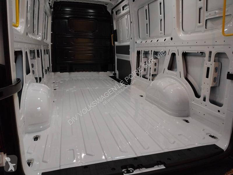عربة نفعية Volkswagen CRAFTER VAN 35 L4H3 2.0...