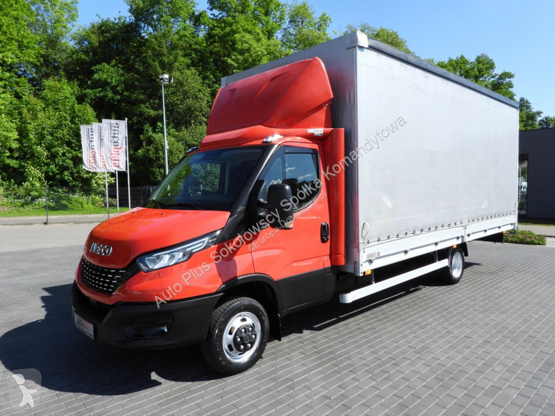 Veicolo commerciale Iveco 50C18 DAILY