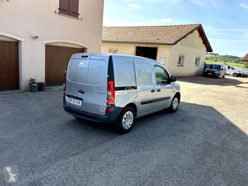 Véhicule utilitaire Mercedes Long 109 1.5 CDI...