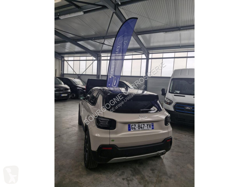 Samochód dostawczy Jeep AVENGER 1.2 Turbo T3 -...