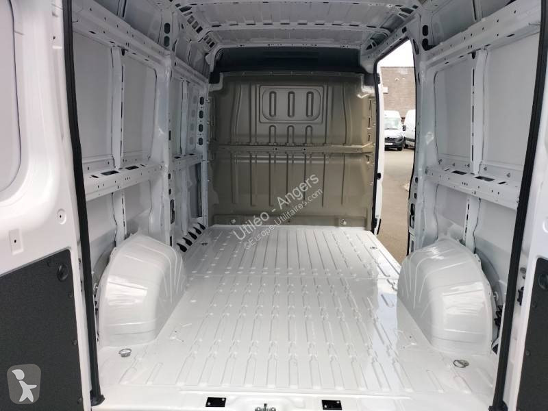 Peugeot  Transporter