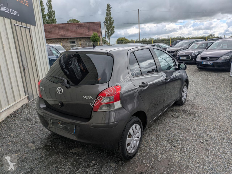 Nyttofordon Toyota YARIS 1.0 VVT-i 69CH 5P BVM5