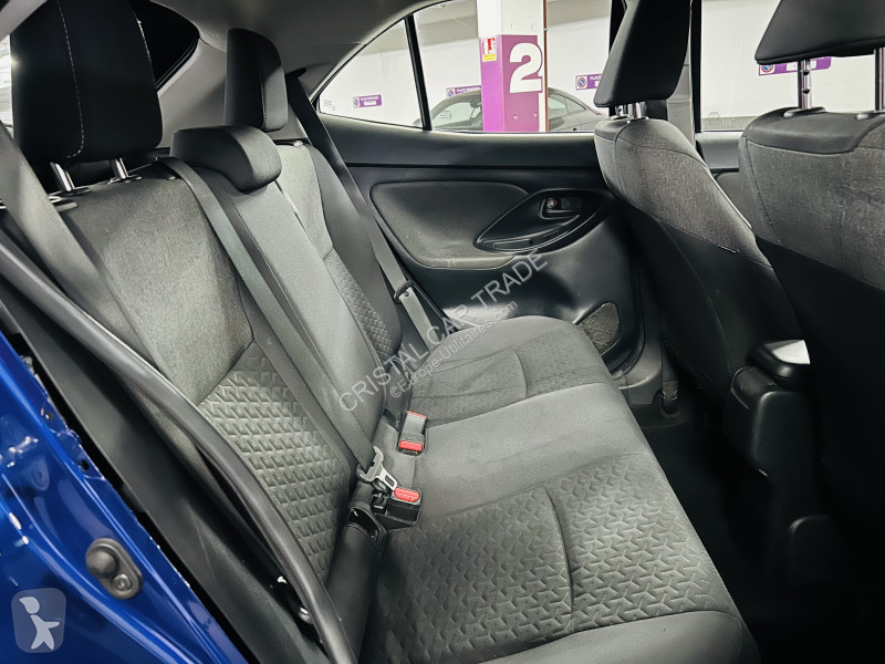 Veicolo commerciale Toyota YARIS CROSS 116H...