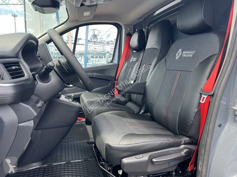 Véhicule utilitaire Renault TRAFIC III FG NEUF:...