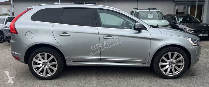 Samochód dostawczy Volvo D4 AWD 181CH MOMENTUM...