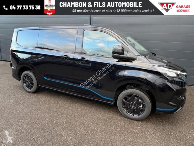 Nyttofordon Ford FOURGON 320 L1H1 2.0 ECOBLUE...