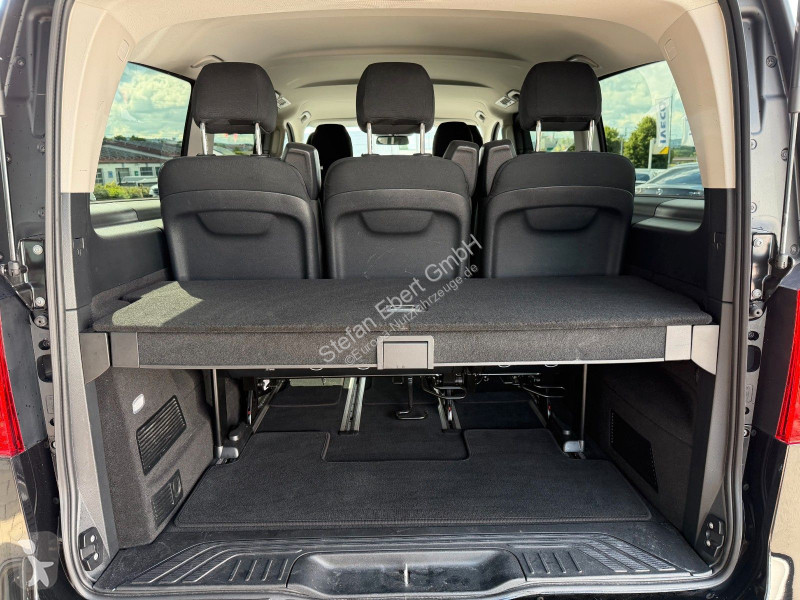 عربة نفعية Mercedes V  d DISTRONIC AHK2,5to 7Sitze