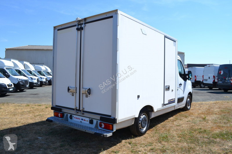 Véhicule utilitaire Renault RENAULT MASTER III...