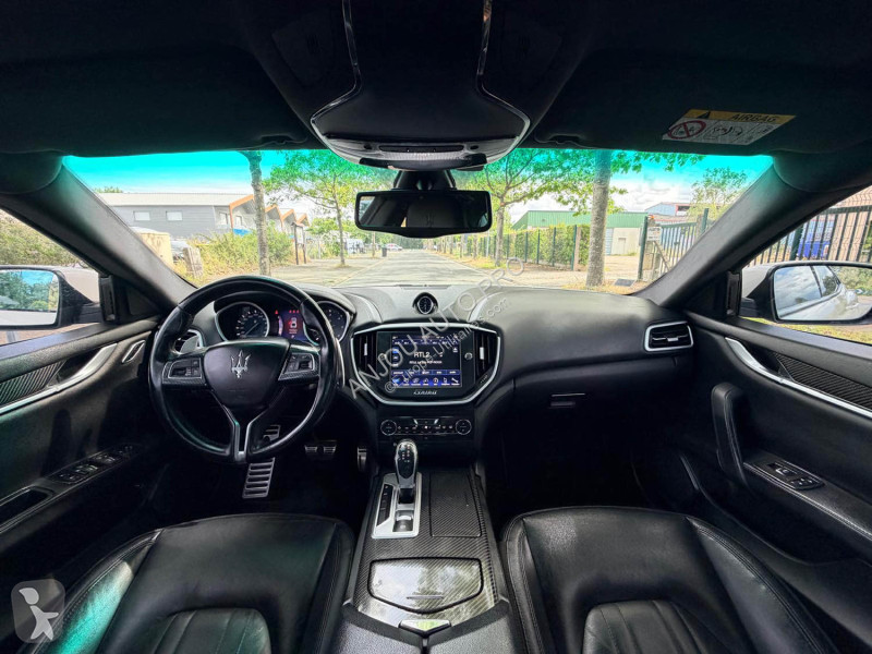 Samochód dostawczy Maserati 3.0 V6 275ch Diesel...