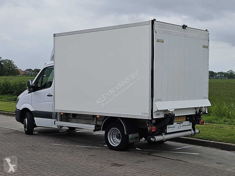 عربة نفعية Mercedes 519 V6 3.0ltr FRIGO EUR6