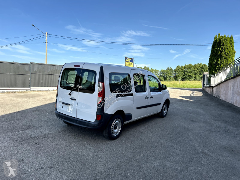 Véhicule utilitaire Renault Maxi Grand Volume...