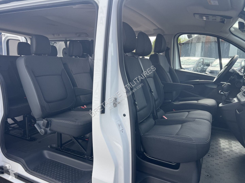 Samochód dostawczy Nissan PRIMASTAR COMBI...