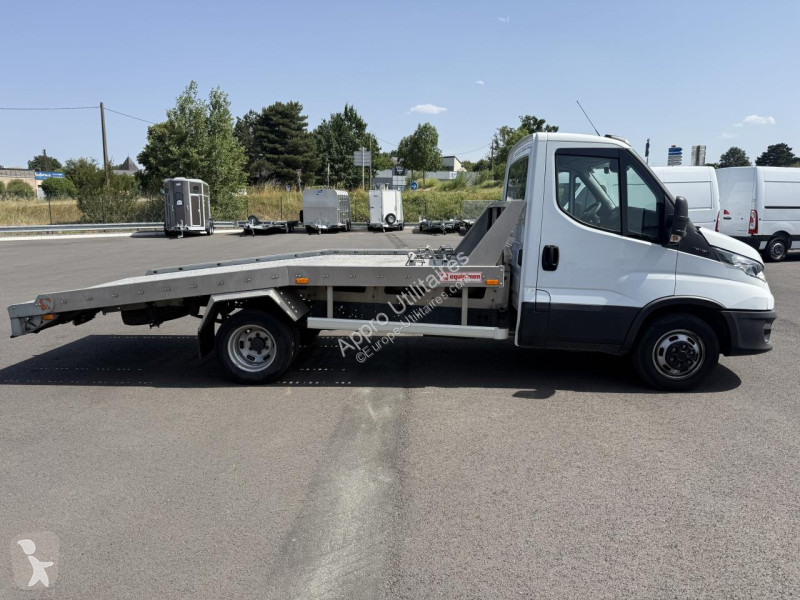 Véhicule utilitaire Iveco DAILY 35C16 3.0HPI...