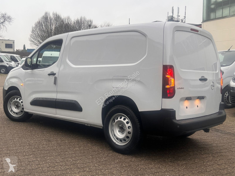 Véhicule utilitaire Opel Cargo L 2 mit...