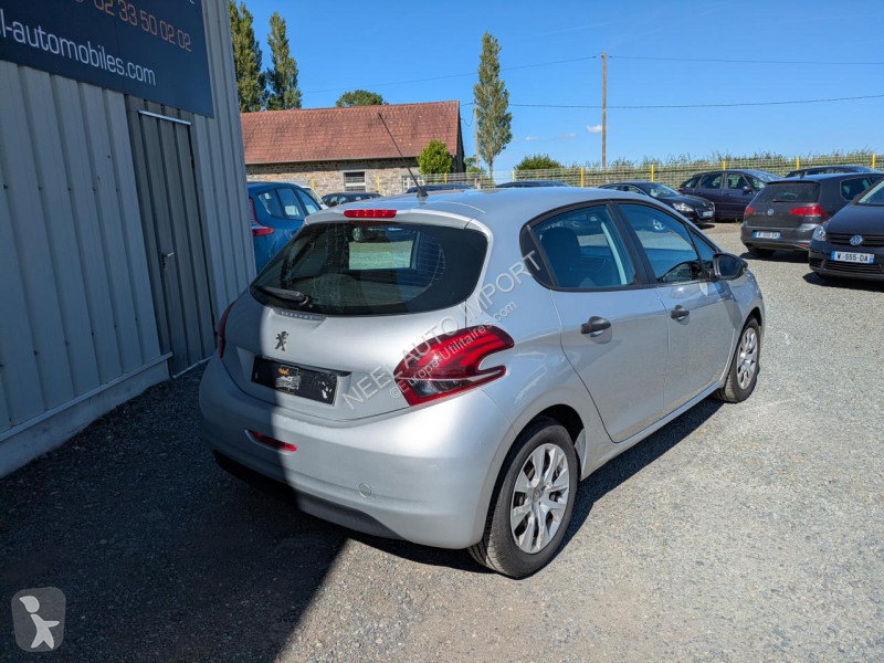 Véhicule utilitaire Peugeot 208 AFFAIRE 1.6...