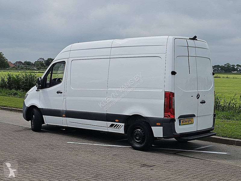 Furgoneta Mercedes 214 CDI AUT. L2H2