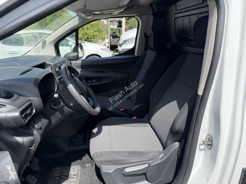 Furgoneta Opel COMBO FRIGO 1.5 100CH PX 12000€ HT